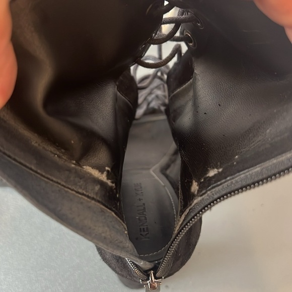 Kendall + Kylie Women's Ella Suede Lace Strappy Front Heeled Sandals Black 7.5 - Picture 13 of 15